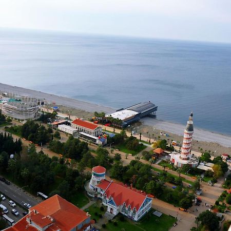 Lux Apart Hotel 555 Batumi Eksteriør billede