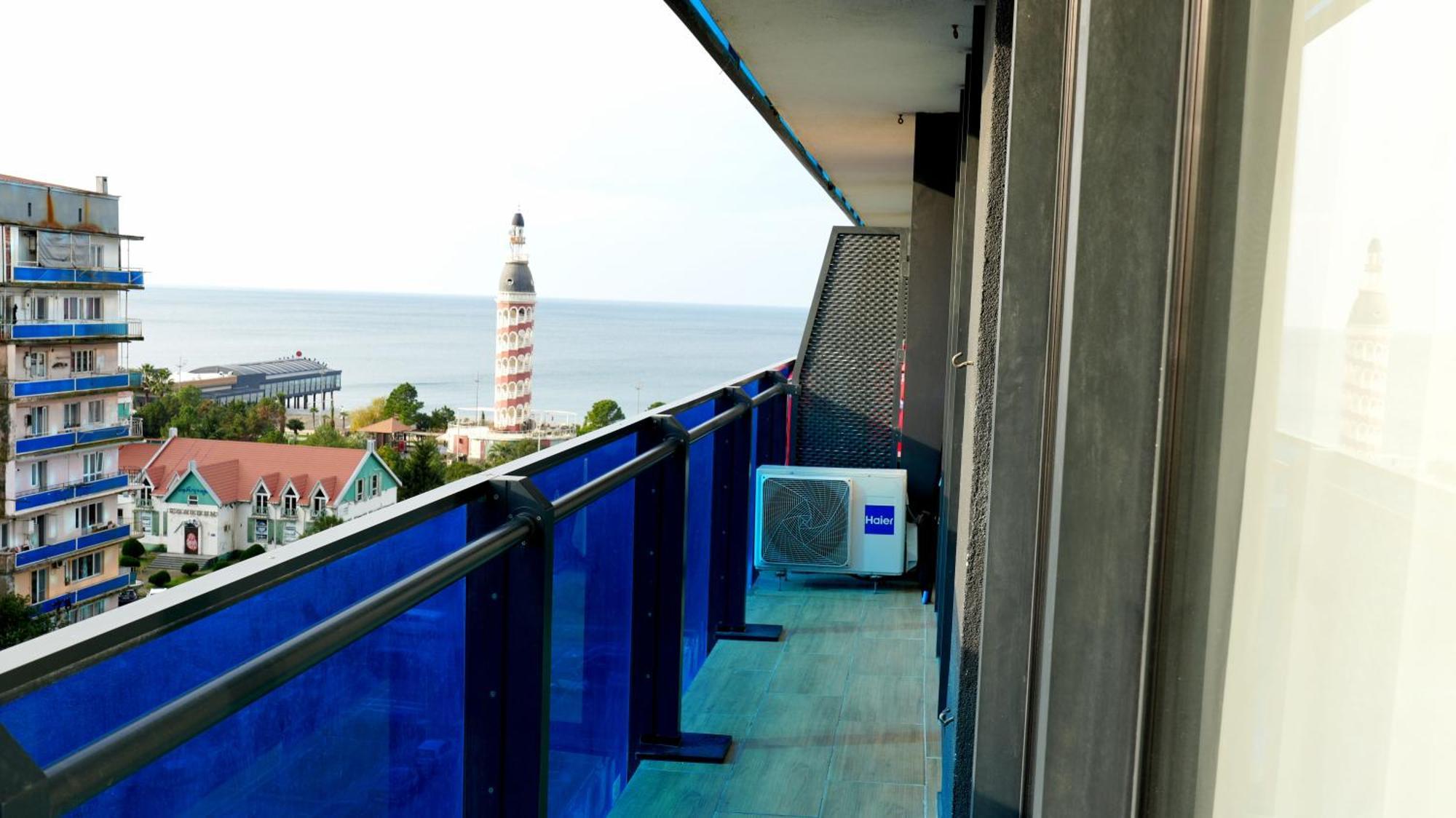 Lux Apart Hotel 555 Batumi Eksteriør billede