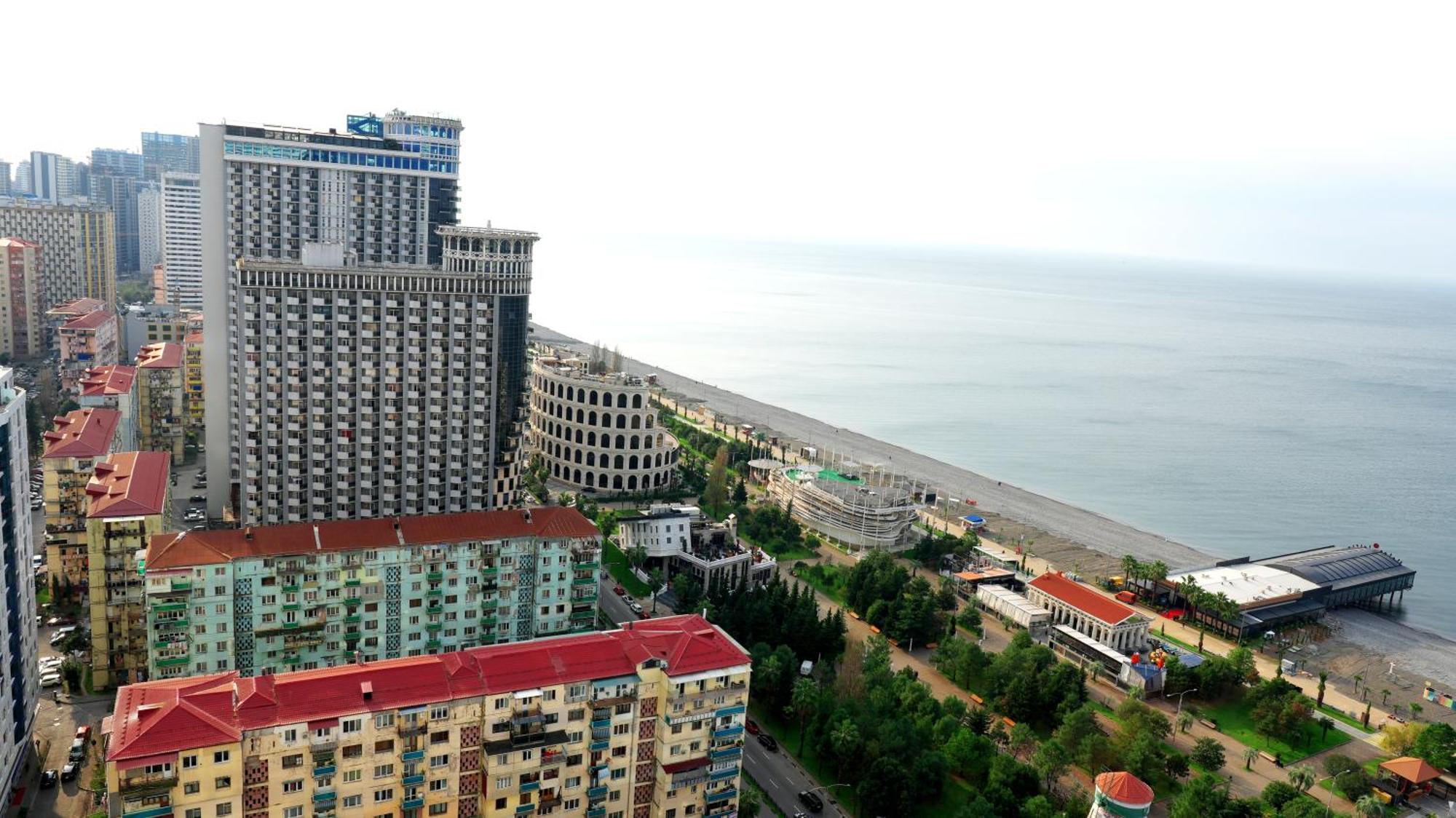 Lux Apart Hotel 555 Batumi Eksteriør billede